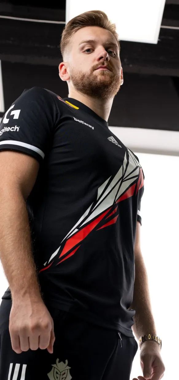 ISSAA 离开了 JiJieHao